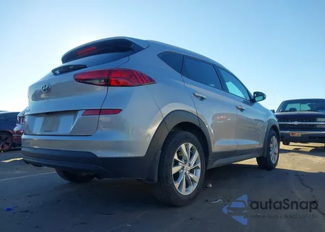 2020 Hyundai Tucson Value z USA, uszkodzony, nr VIN KM8J33A46LU091282